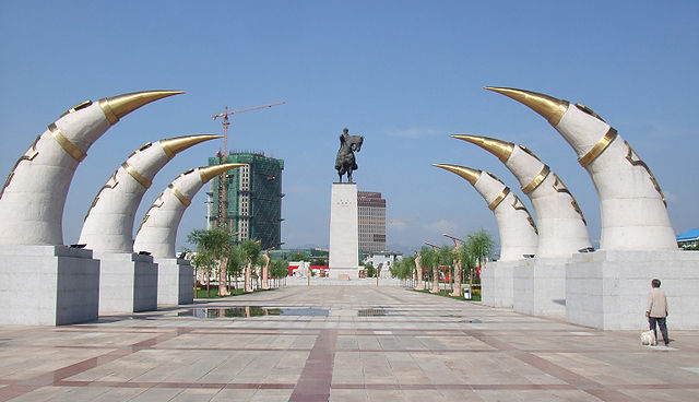 بنای یادبود چنگیز خان